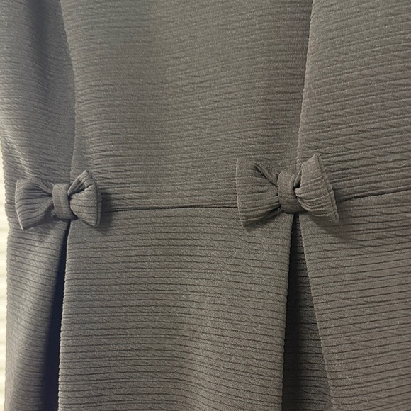 LC Lauren Conrad Women's Black Bow waist Dress Size 4 Sleeveless Sheath cocktail - Picture 3 of 9